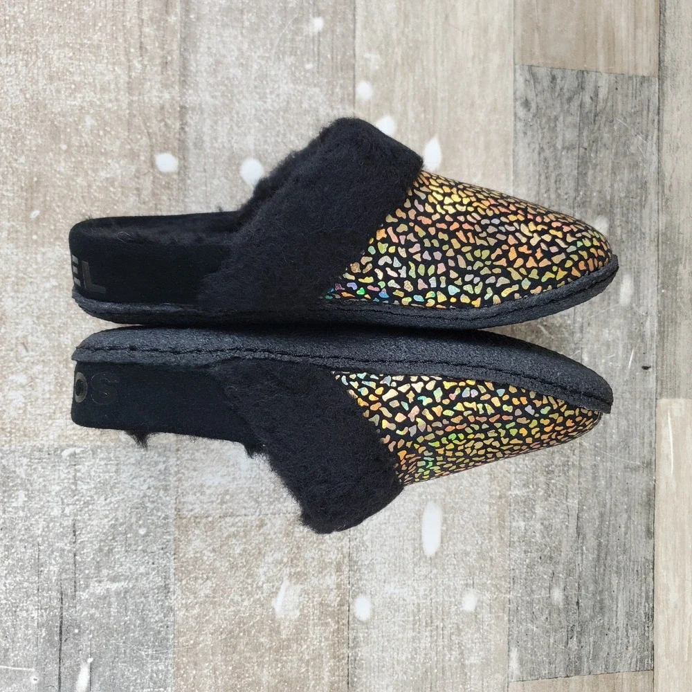 Sorel Nakiska Slide II Kids Shoes Sz 3 Black Sea Salt Faux Fur Lined Slippers